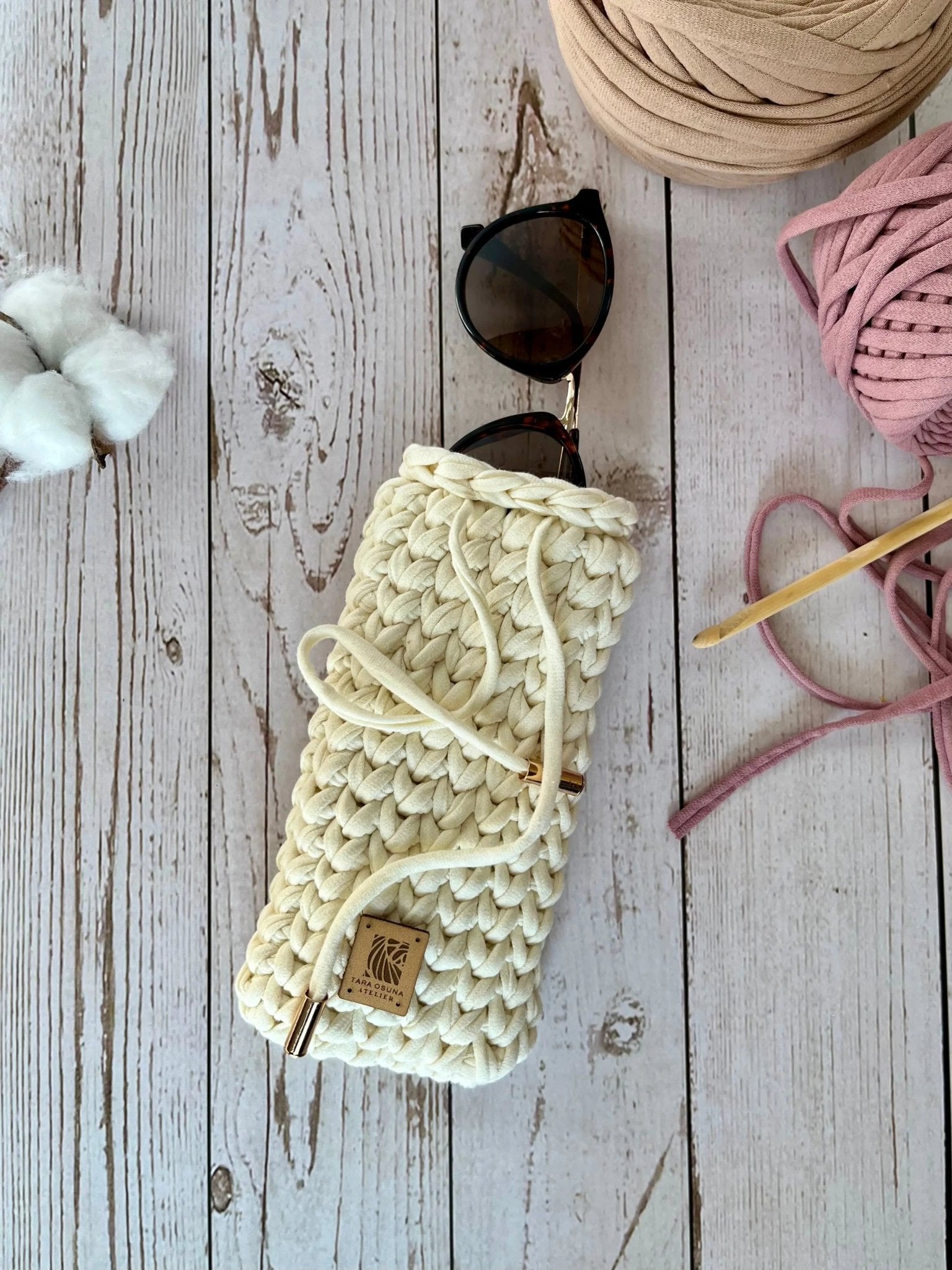 Étui à lunettes « Arun » - TARA OSUNA ATELIER - 