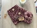 House de tablette et livre ROMY— crochetée à la main, en petite série - TARA OSUNA ATELIER - 