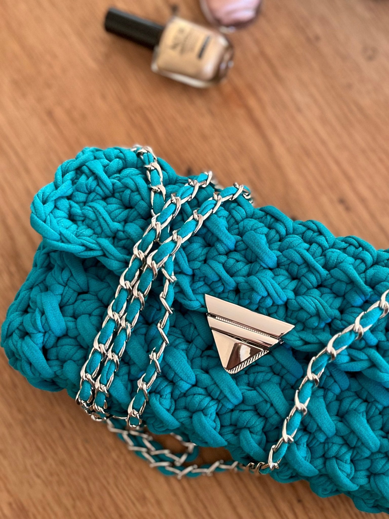 POCHETTE ALICE — crochetée à la main, en petite série - TARA OSUNA ATELIER - 