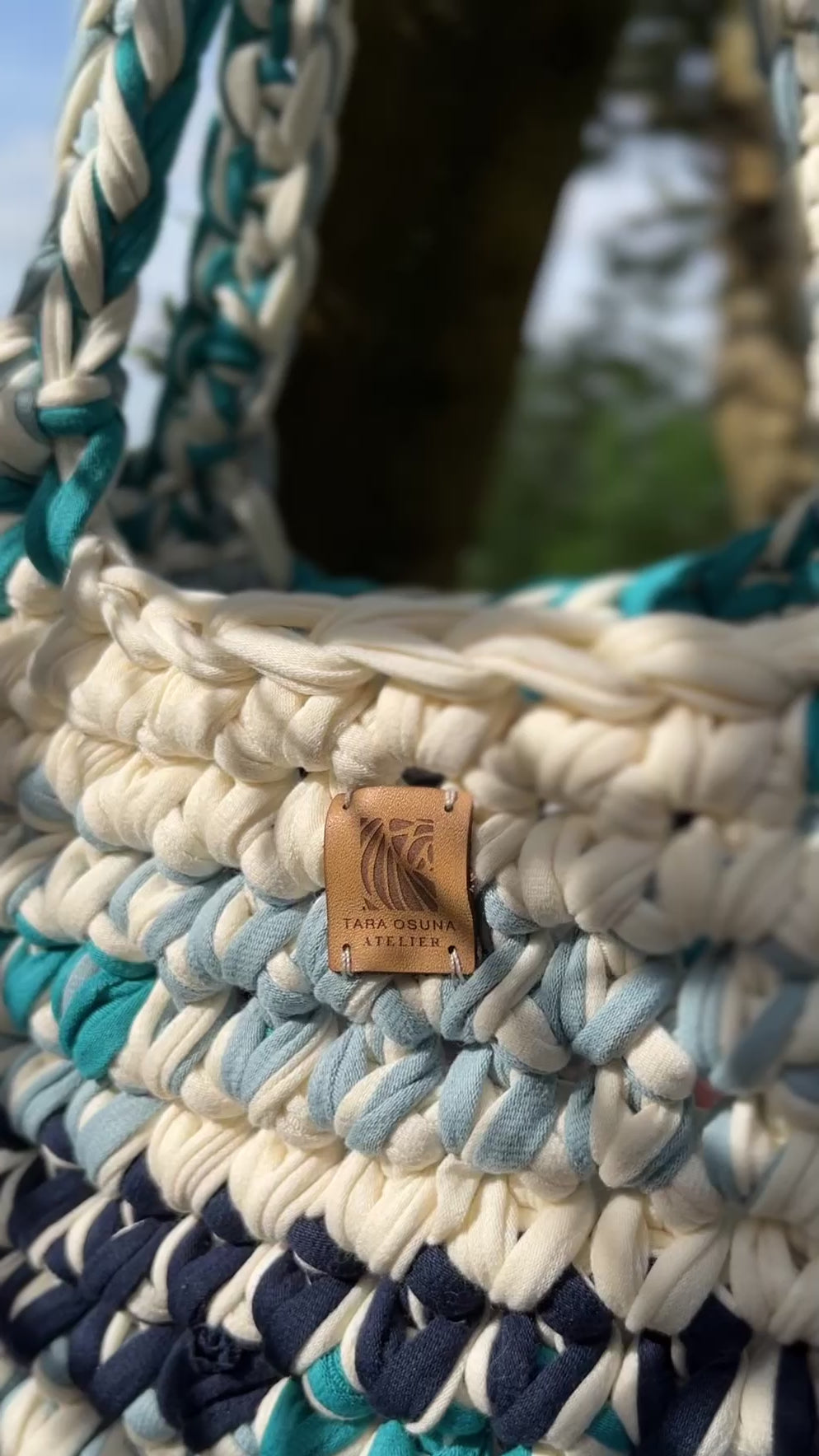 SAC CABAS SQUARE — crocheté à la main, en petite série