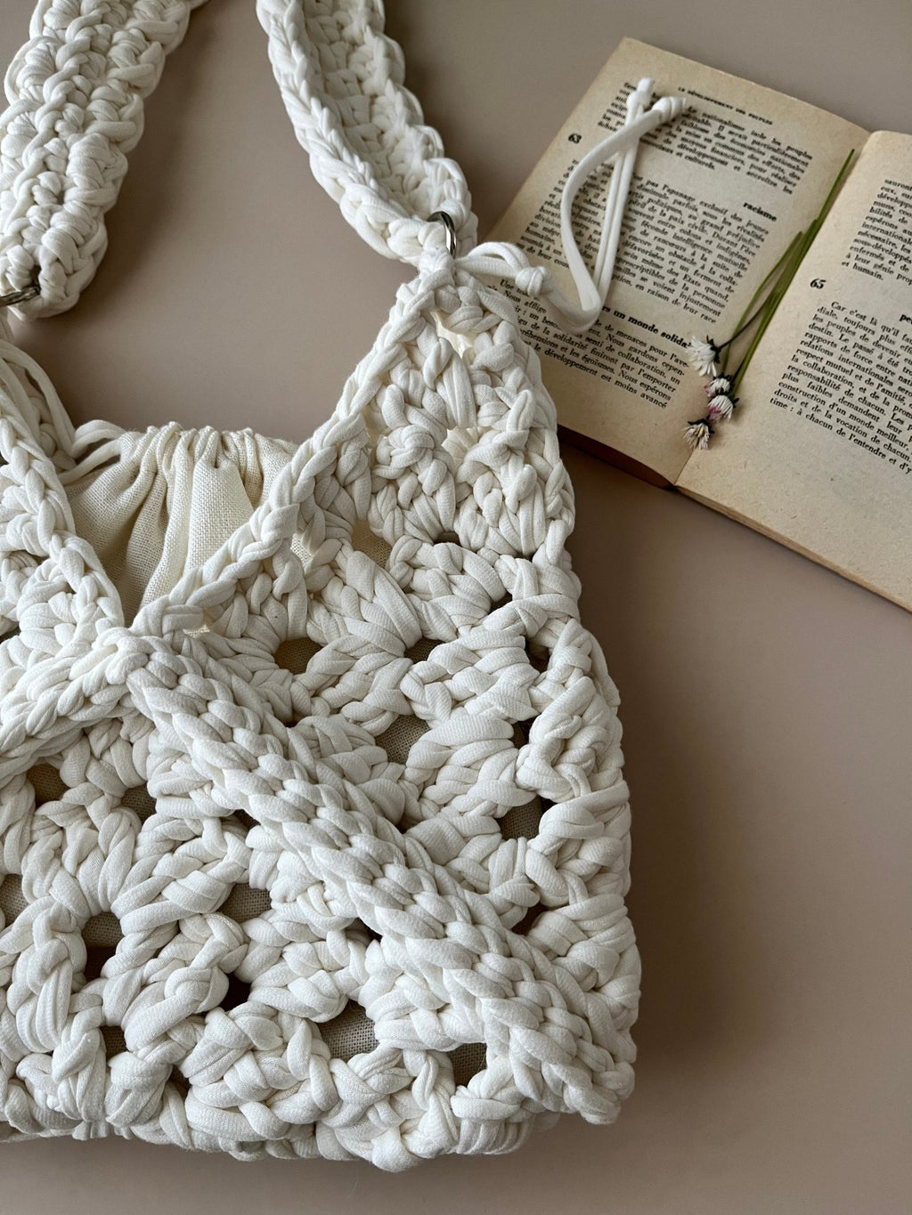 SAC GRANNY — crocheté à la main, en petite série - TARA OSUNA ATELIER - 