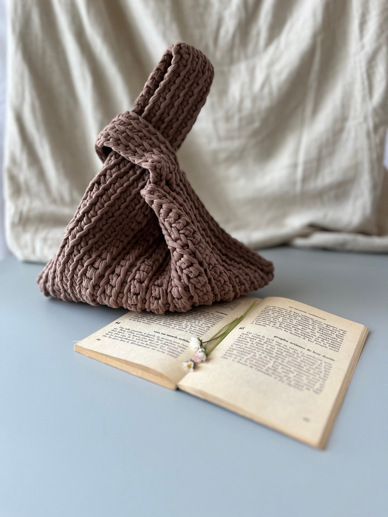 SAC SAKURA — crocheté à la main, en petite série - TARA OSUNA ATELIER - 
