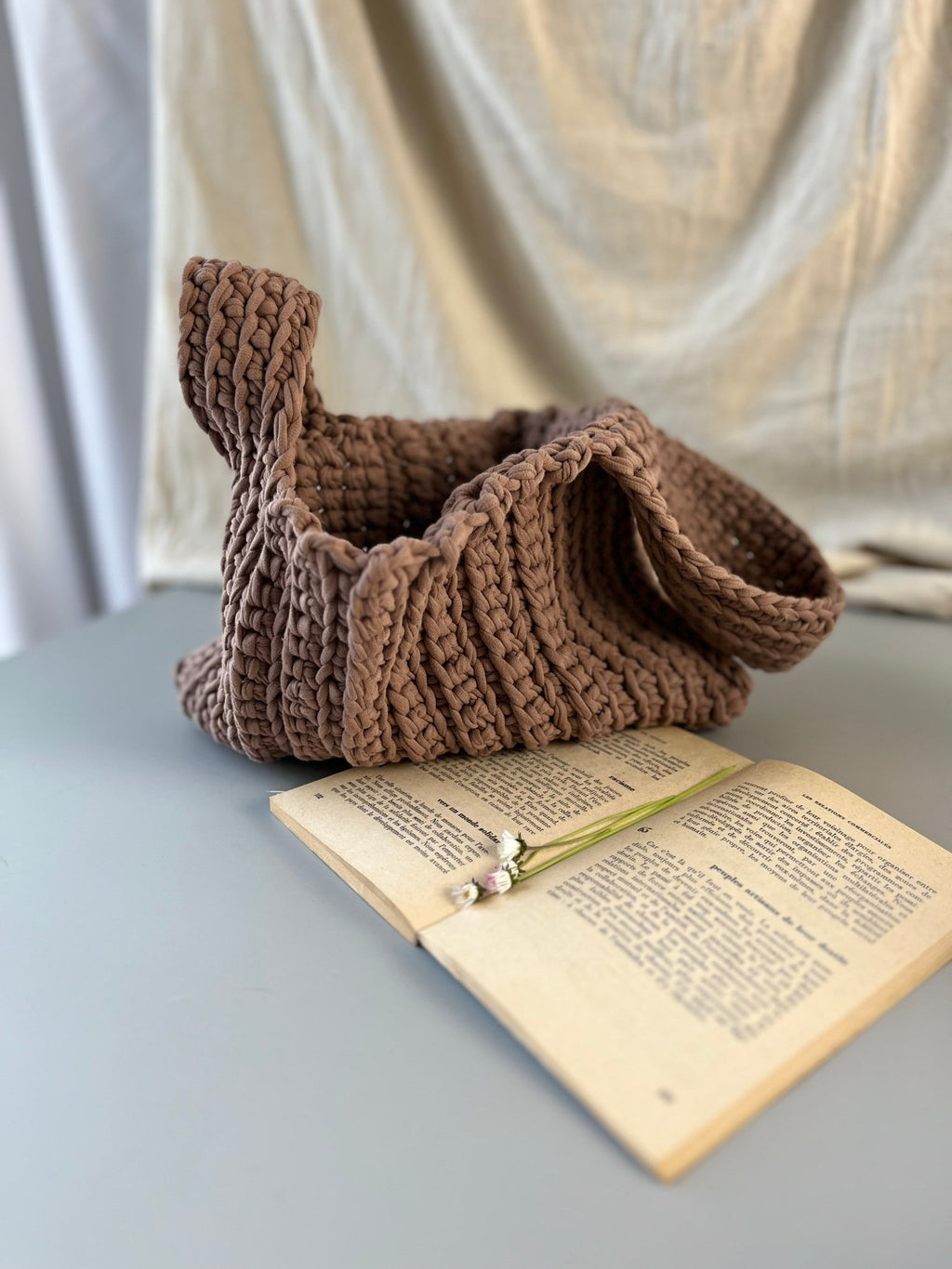 SAC SAKURA — crocheté à la main, en petite série - TARA OSUNA ATELIER - 